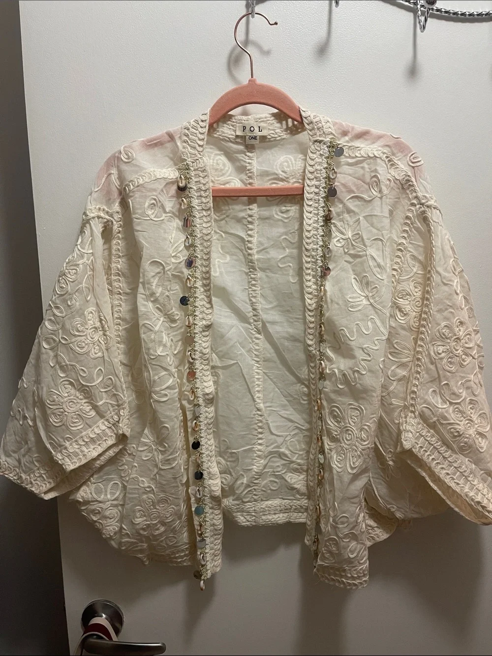 POL OS Batwing Embroidered Conch Shell Cardigan - Picture 4 of 8